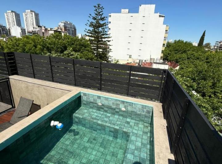 Casa · 260m² · 3 Ambientes · 2 Cocheras