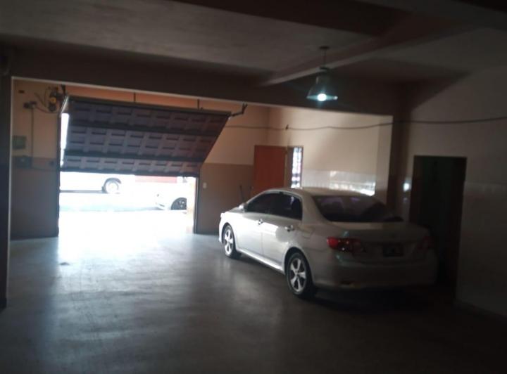 Casa · 187m² · 3 Ambientes · 1 Cochera