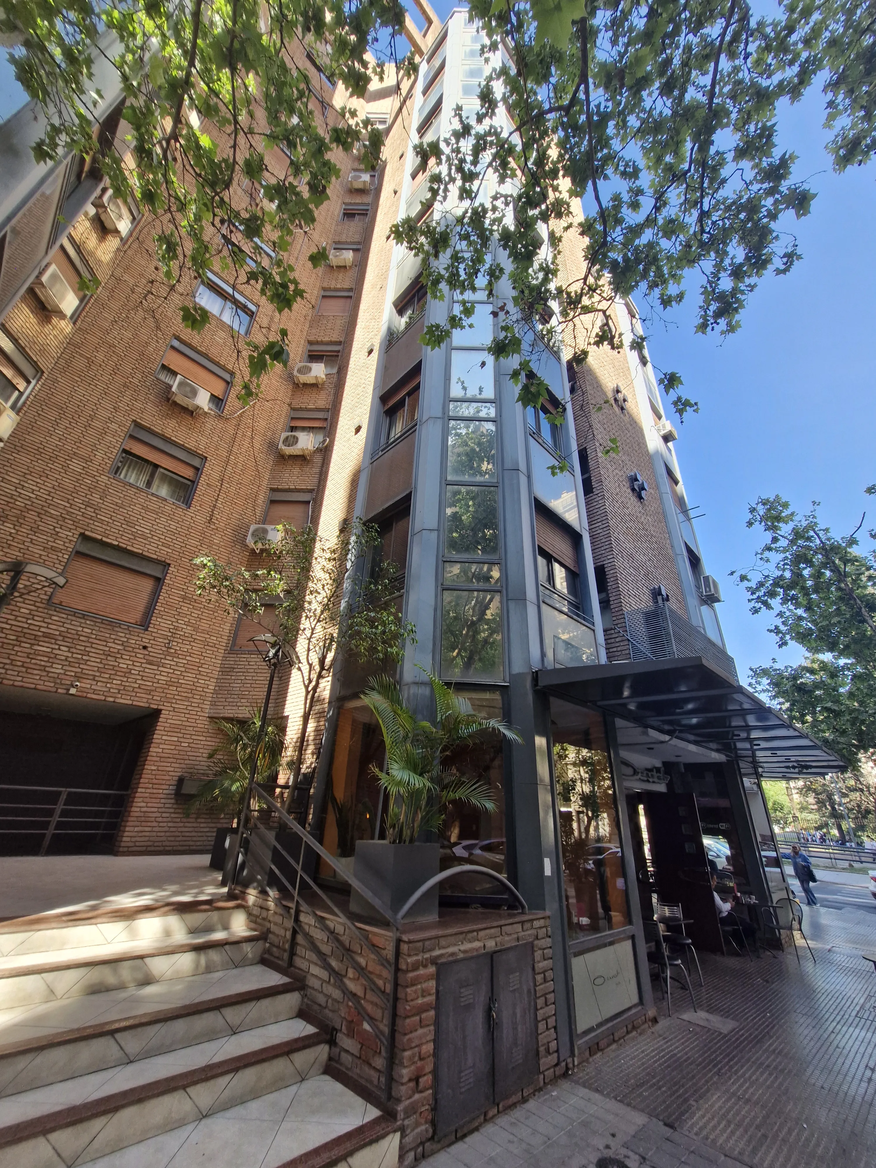 CALLE DERQUI ESQ. BV. CHACABUCO - NUEVA CÓRDOBA