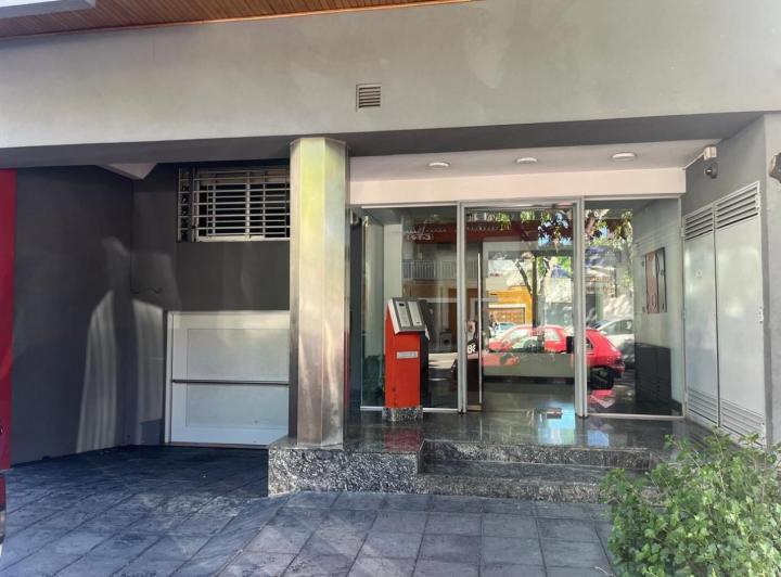 Casa · 115m² · 4 Ambientes · 1 Cochera