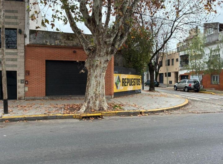 Casa · 95m² · 3 Ambientes · 2 Cocheras