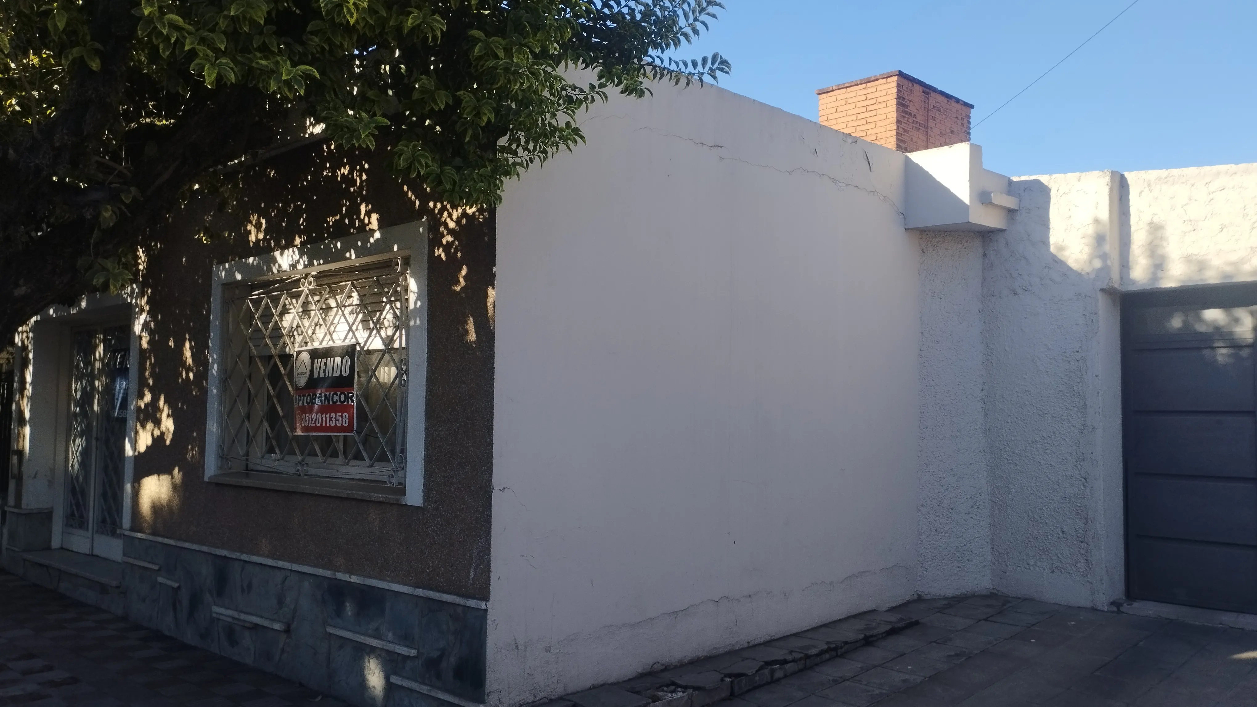 OPORTUNIDAD CASA 3 DORM BARRIO LOS PLATANOS