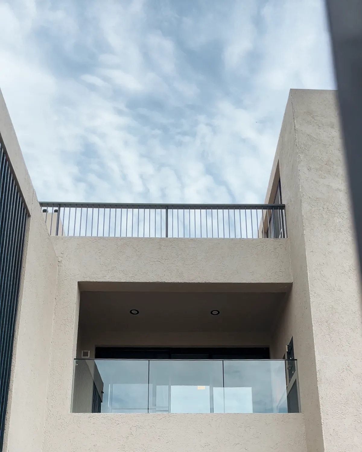 Costas de Manantiales –  departamento con terraza propia estrenar!