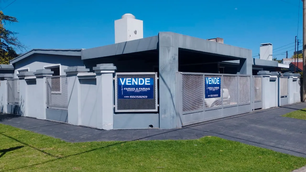 HERMOSA CASA EN VENTA BARRIO MARQUEZ DE SOBREMONTE