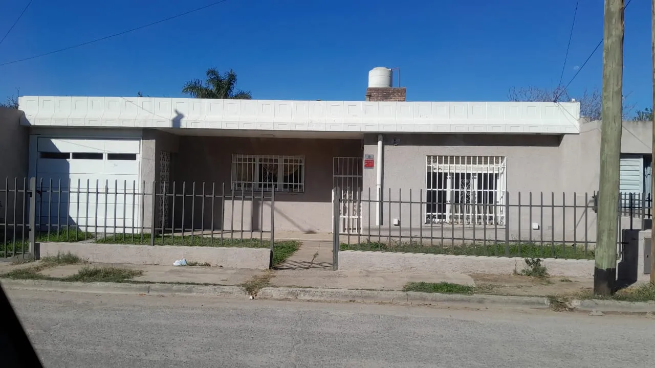 ¡Venta! Casa en Los Boulevares ¡Toda en una planta!