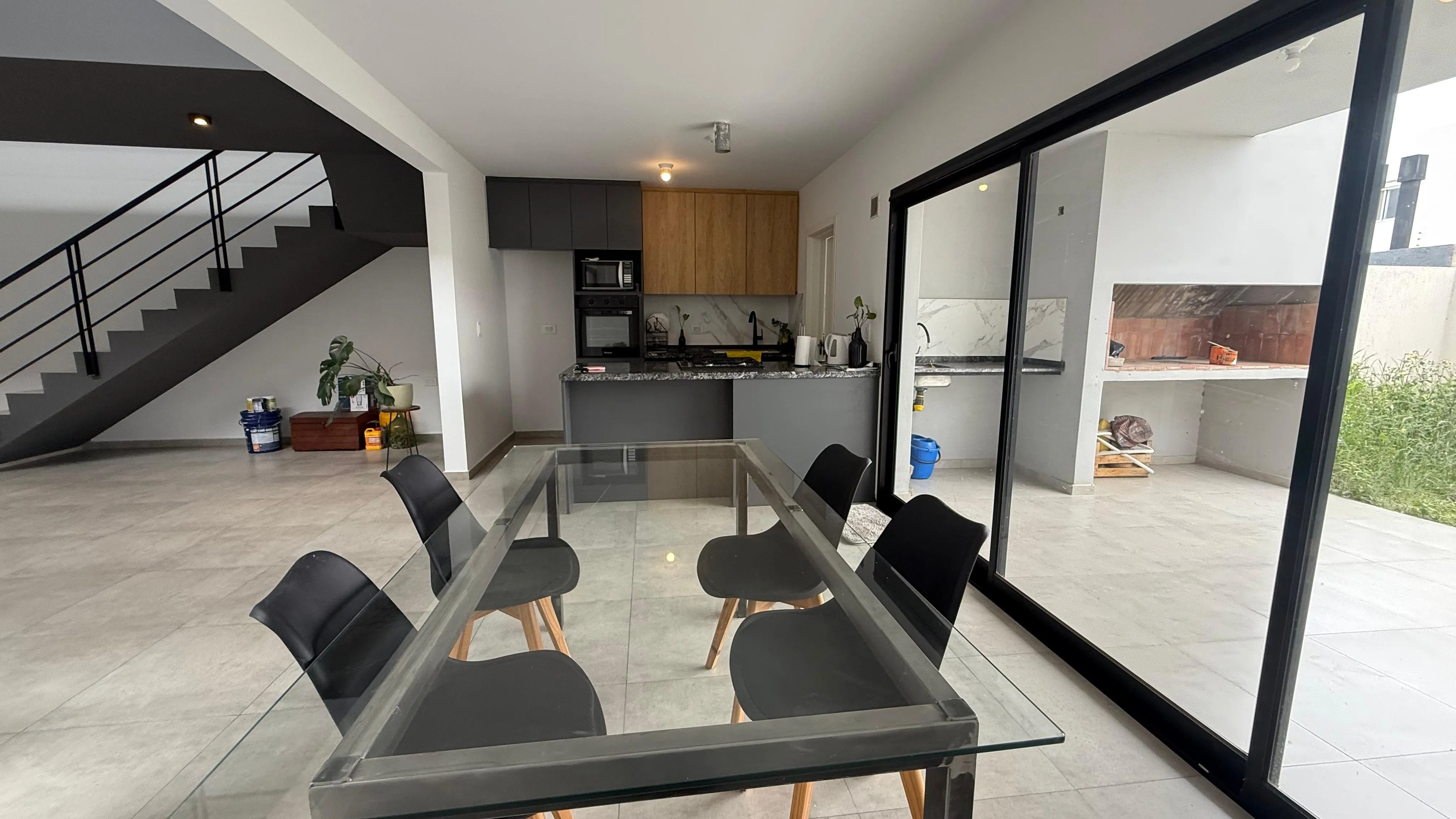 DUPLEX EN VENTA SOLARES DE MANANTIALES