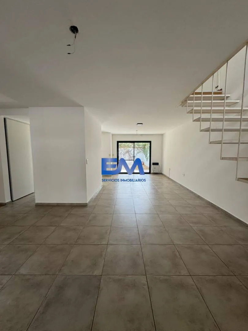 Vendo Duplex en Riberas de Manantiales - c/galería - asador