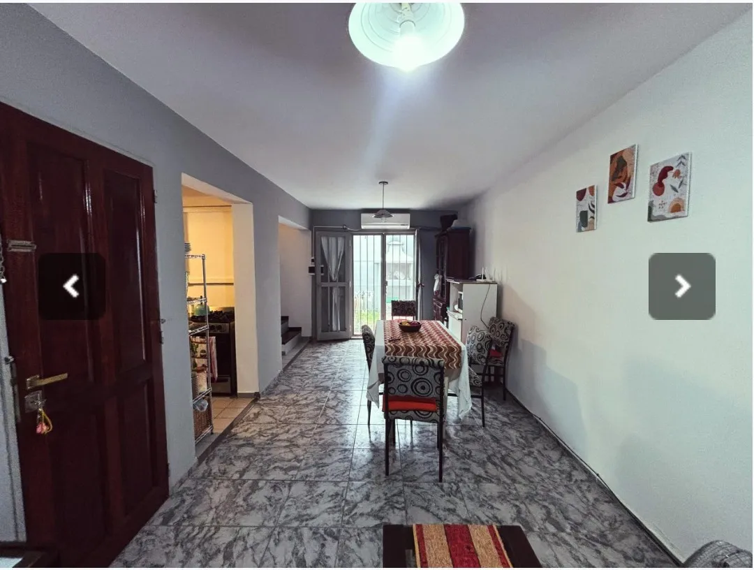 DUPLEX 3 DORMITORIOS BARRIO LAS PALMAS A MEDIA CUADRA DE AV DUARTE QUIROS