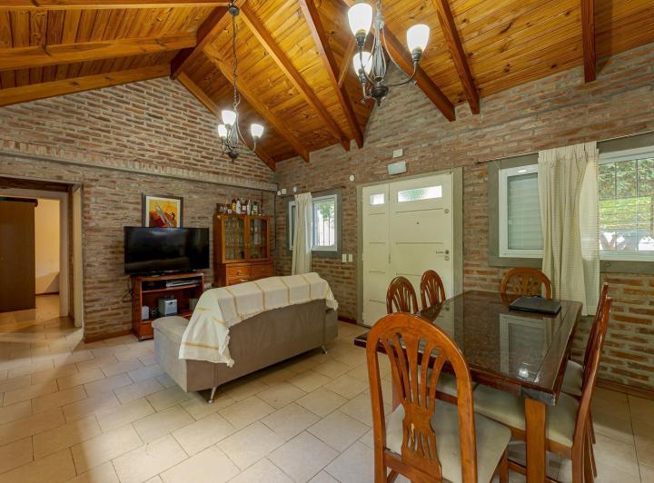 Casa · 107m² · 3 Ambientes · 1 Cochera