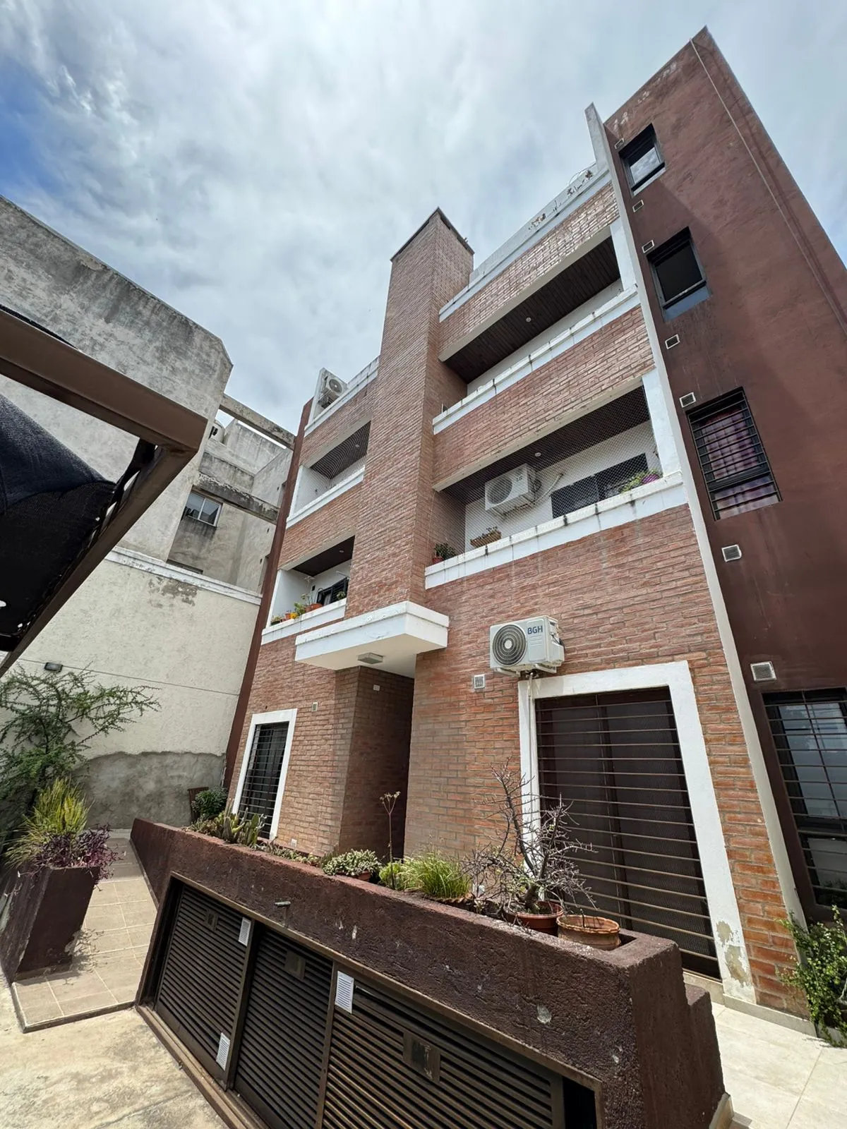 VENTA - DEPTO 1 DORM. CON PATIO Y ASADOR EN B PUEYRREDON ¡NO TE LO PIERDAS!