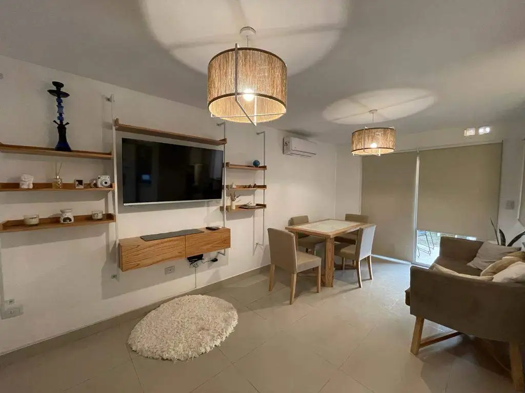 HOUSING DE MANANTIALES - VENTA - 1 DORM CON PISCINA - AMPLIABLE A 3 DORMITORIOS.