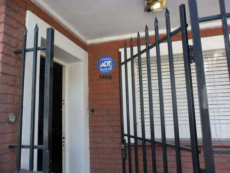 PUEYRREDÓN (JOSE GARIBALDI 1490) - VENTA CASA 2 DORMITORIOS
