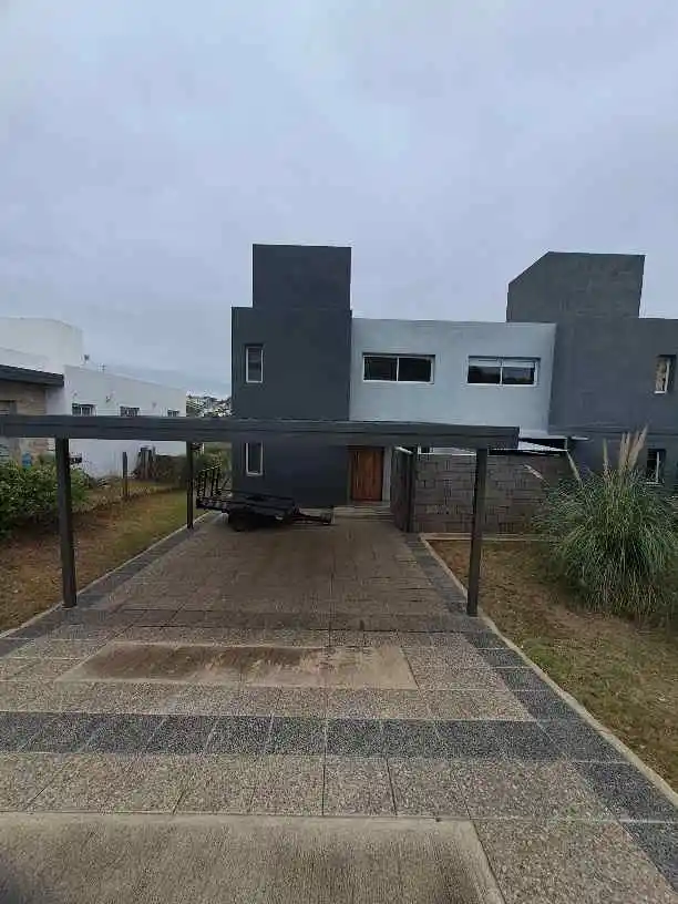 Venta dúplex country la cuesta unico categoría Premium.