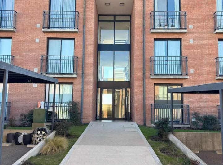 Departamento · 90m² · 5 Ambientes · 1 Cochera