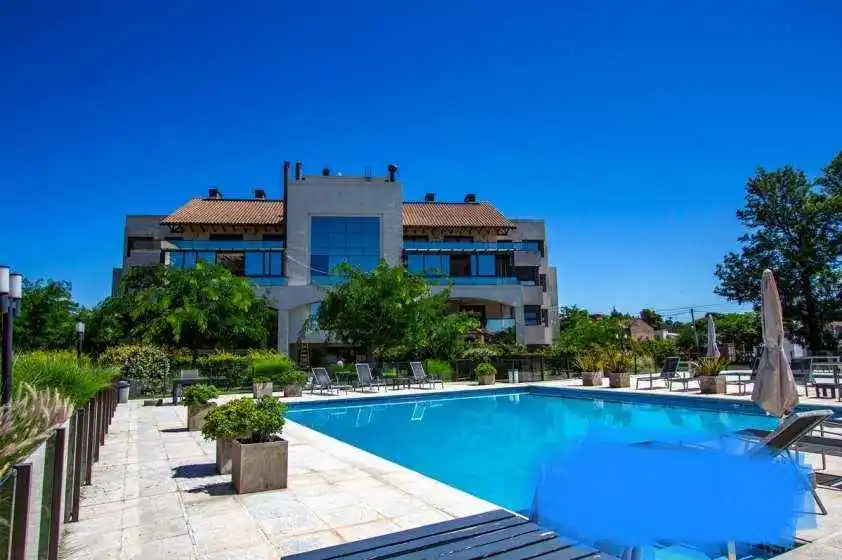 CASONAS DEL CERRO 3 DOR PISCINA ASADOR PATIO COCHERA OPORTUNIDAD !!