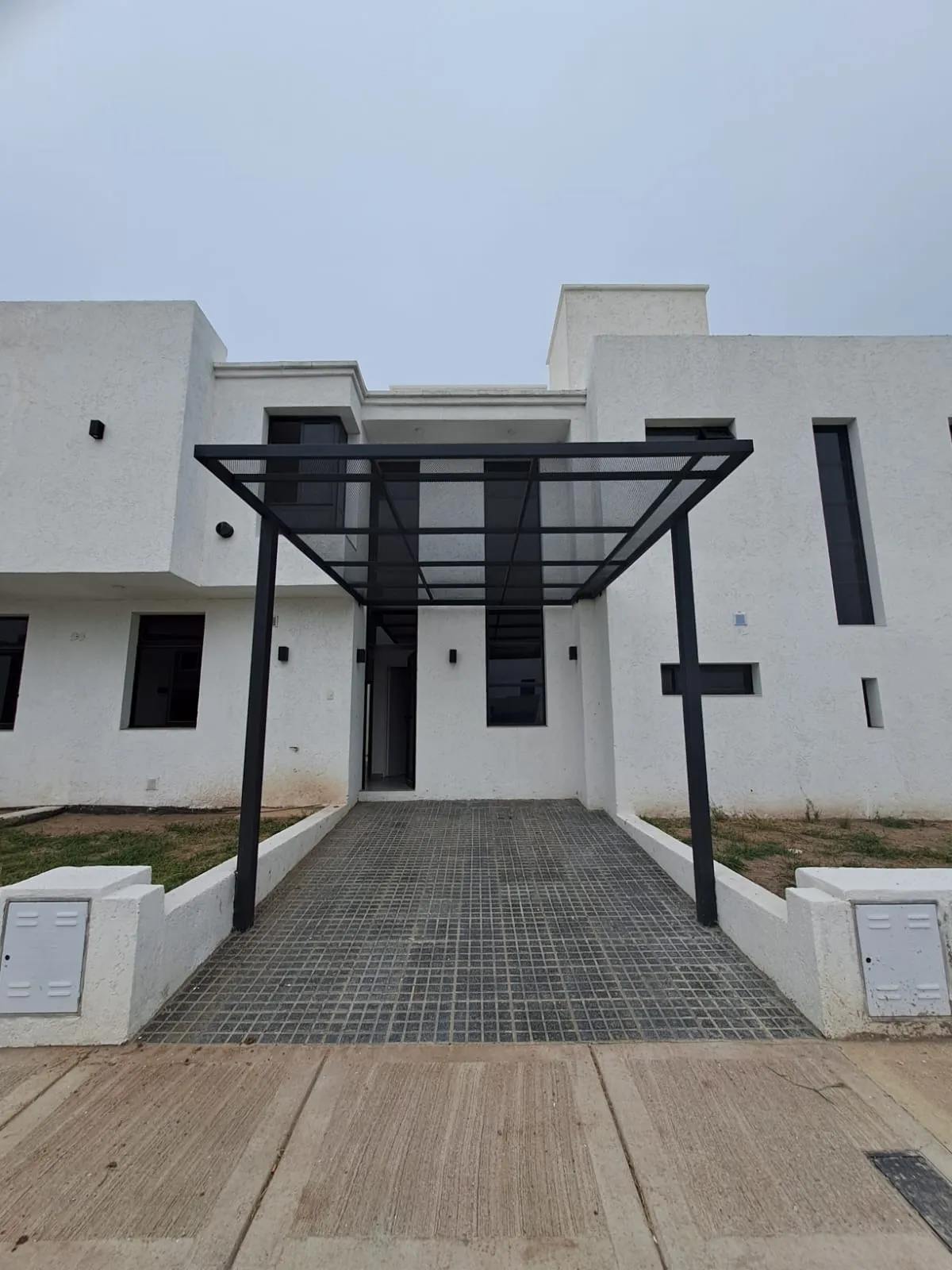 Venta dúplex docta 2 dormitorios 2 baños financiación o entrega de menor.
