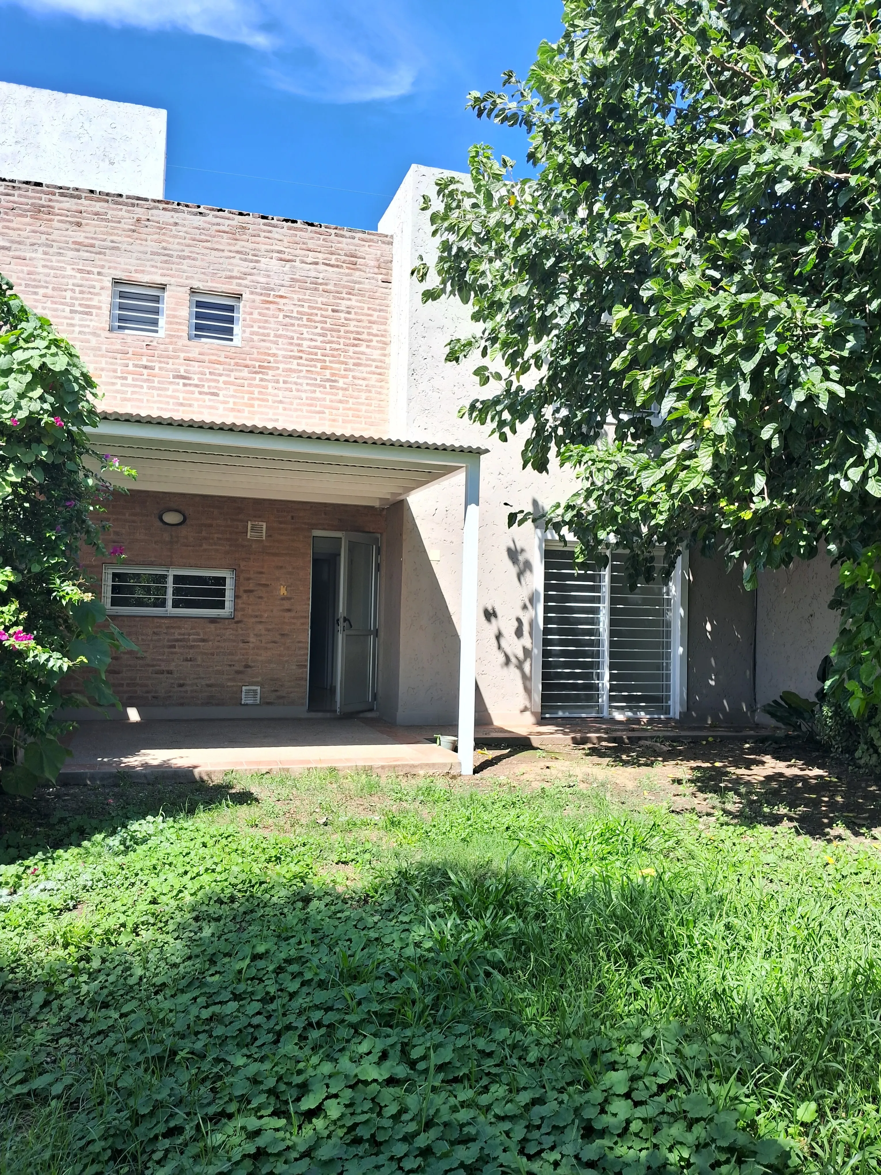 Gran duplex en Valle Escondido