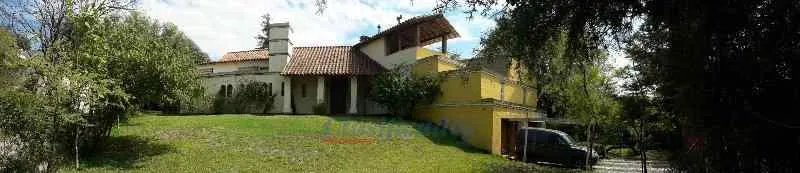 Villa Allende "Hermosa Casa Quinta estilo Colonial"