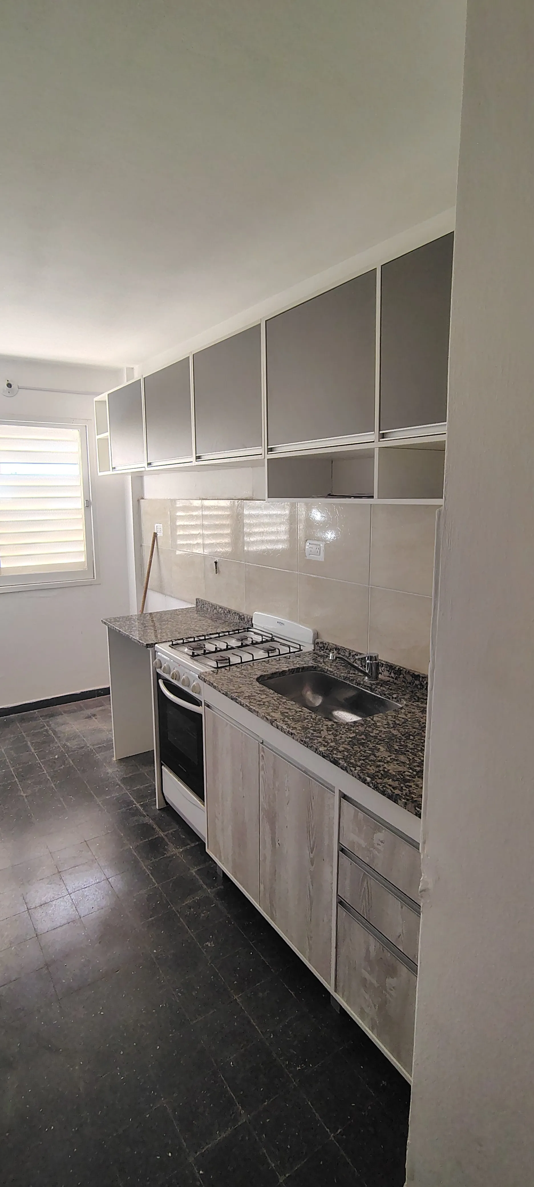 Hermoso departamento con cochera y baulera