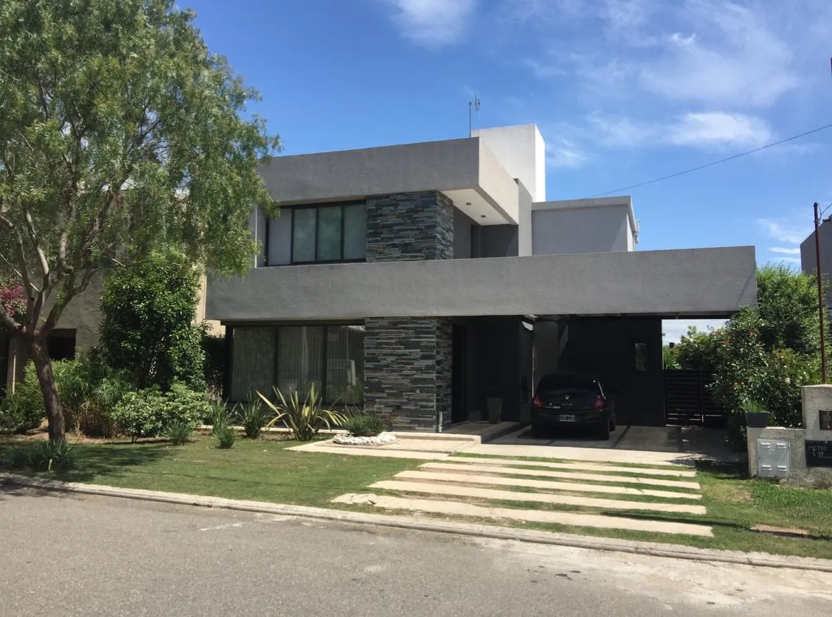 La Estanzuela 2 Casa con Pileta