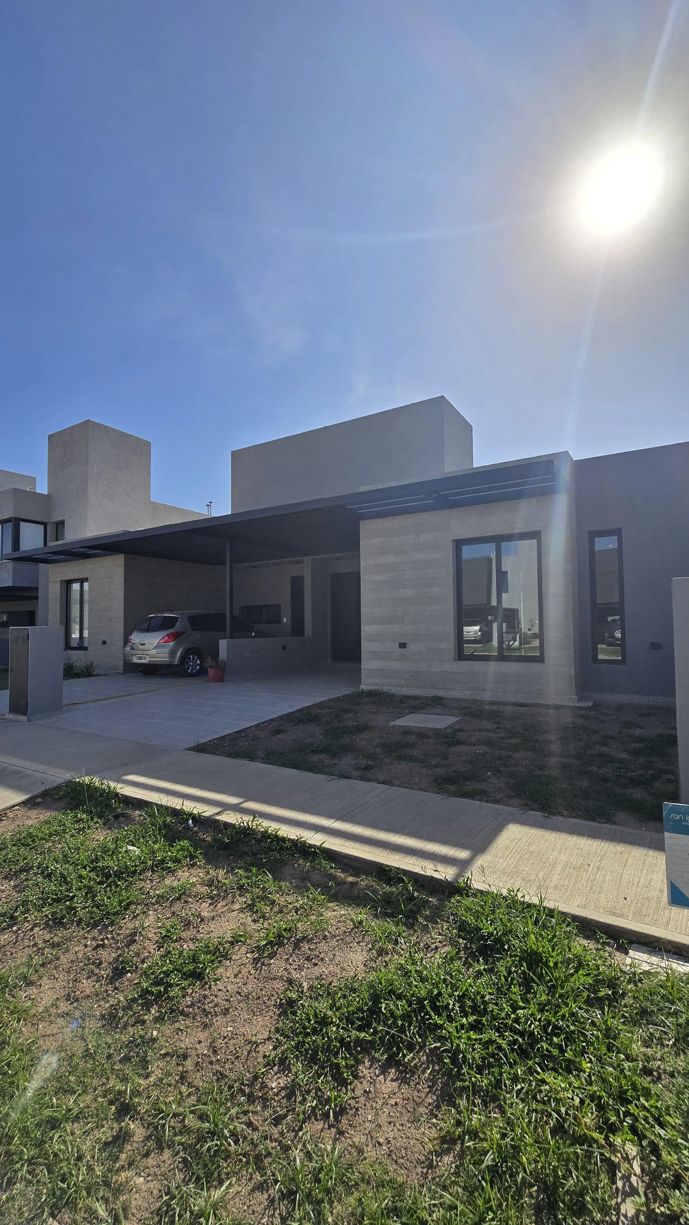 DUPLEX A LA VENTA SAN IGNACIO VILLAGE 2 DORMITORIOS 2 BAÑOS - POSESION INMEDIATA