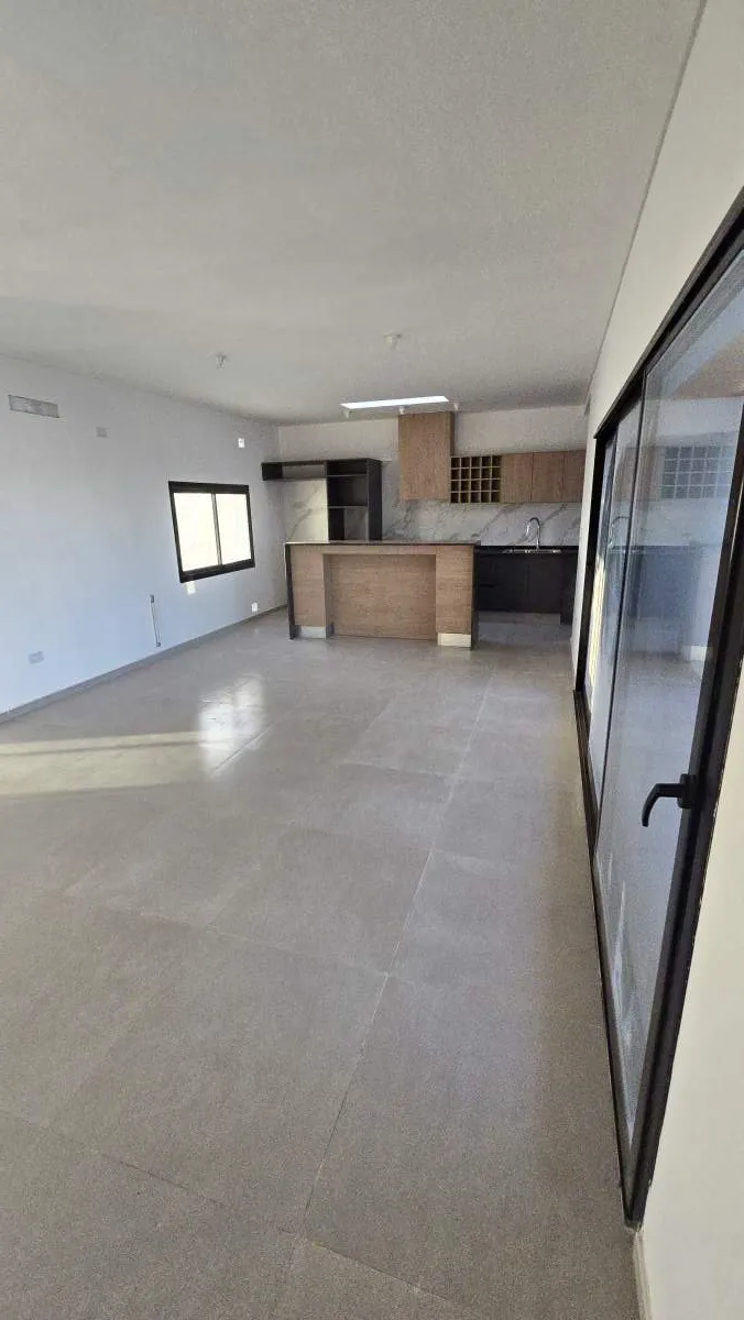 CASA EN VENTA 2 DOR 2B COMPLETOS EN RINCONES DE MANANTIALES AMPLIABLE