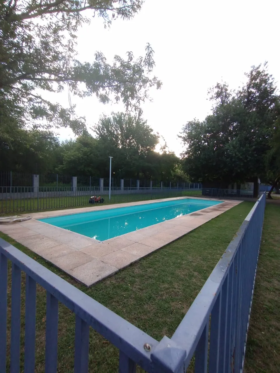Oportunidad. VENTA. Duplex B° Arguello 3 Dorm. Complejo con Pileta y Quincho.