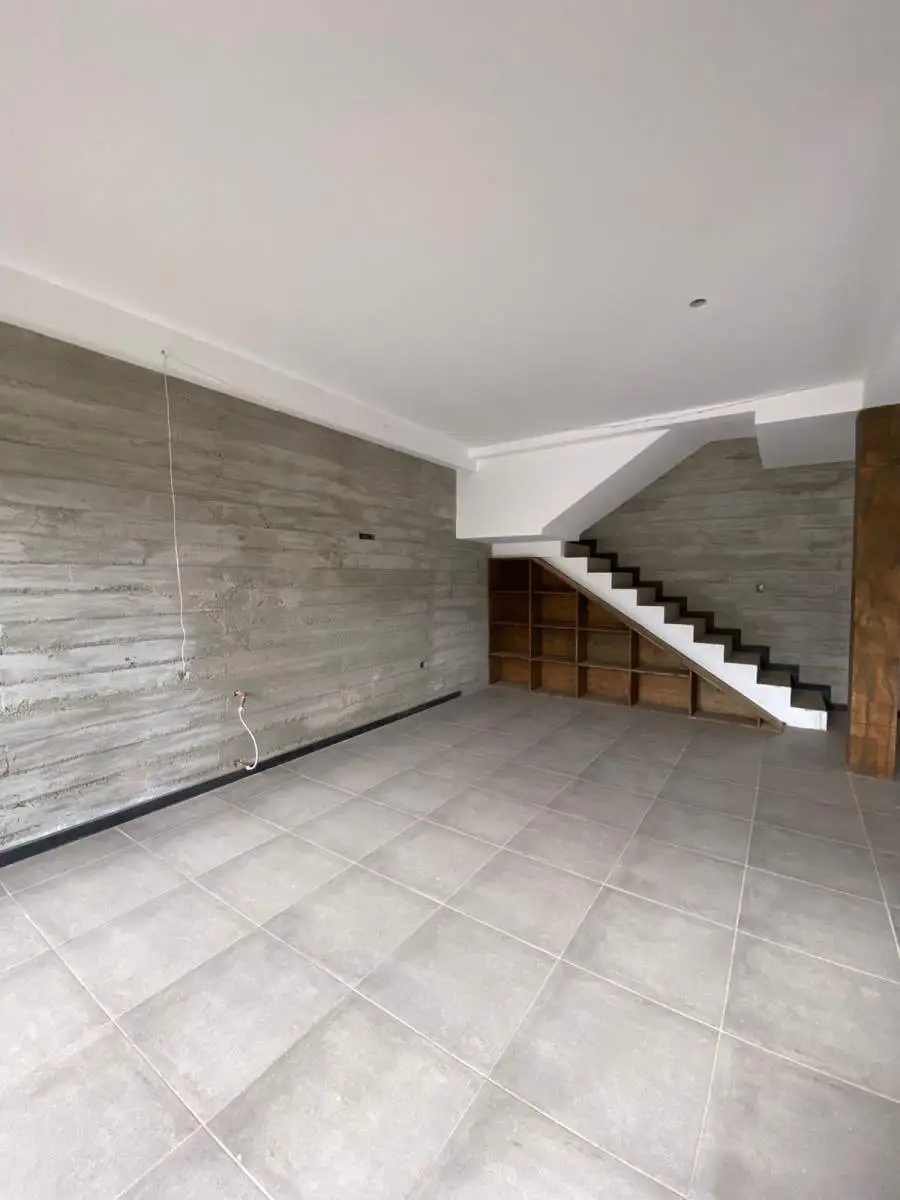 DUPLEX EN VENTA - 2 DORMITORIOS - ARGUELLO