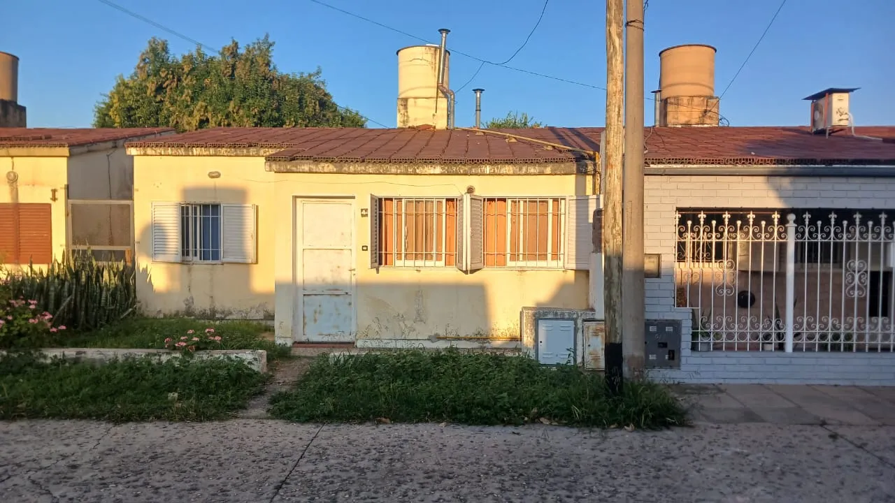 Uritorco zona colon y sgda Flia 3 dor patio