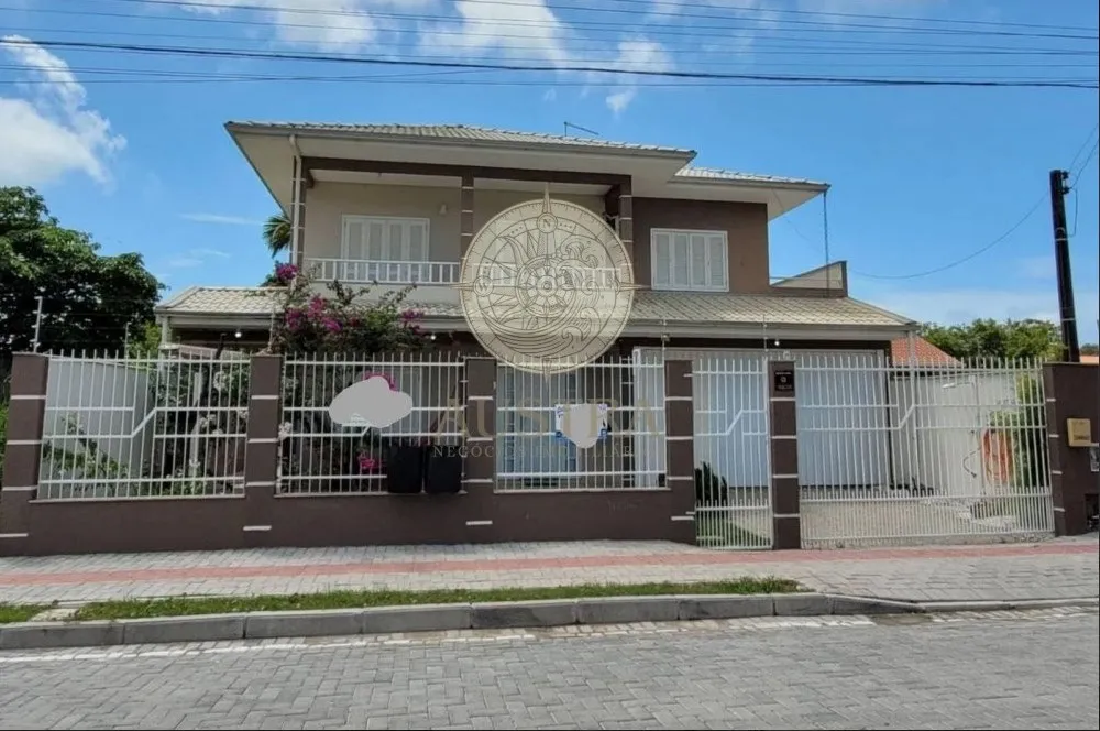 Casa en Alquiler Temporal - Brasil Mariscal - 4 Habitaciones
