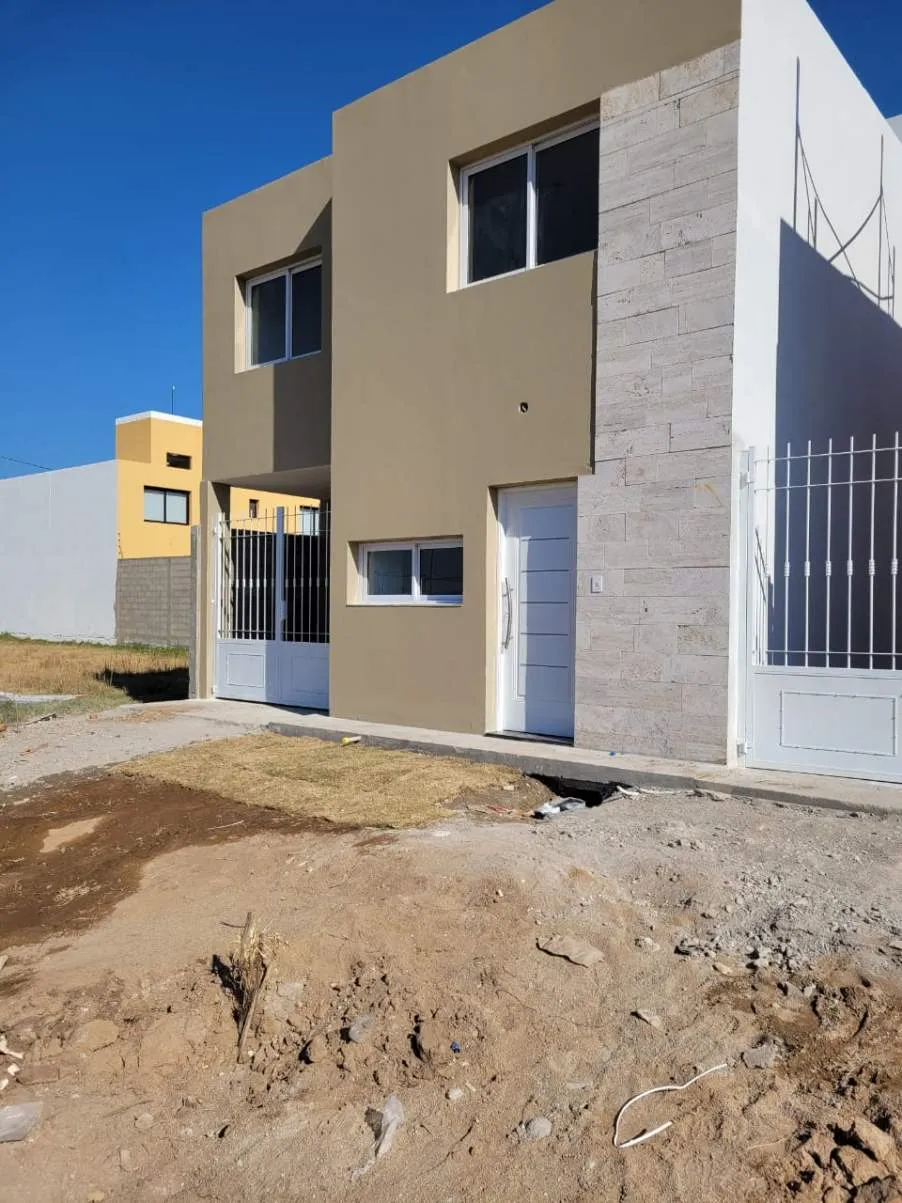 DUPLEX A ESTRENAR ZONA - VALLE CERCANO - 2 DORMITORIOS MAS ESCRITORIO