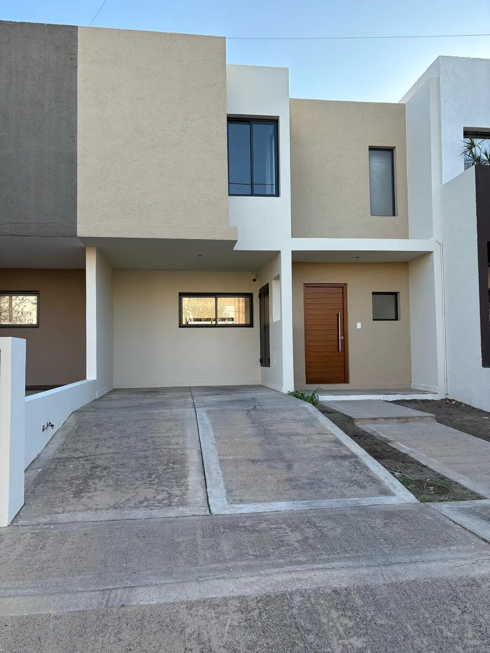 DUPLEX EN VENTA, CHACRAS DEL NORTE, 3 DORM