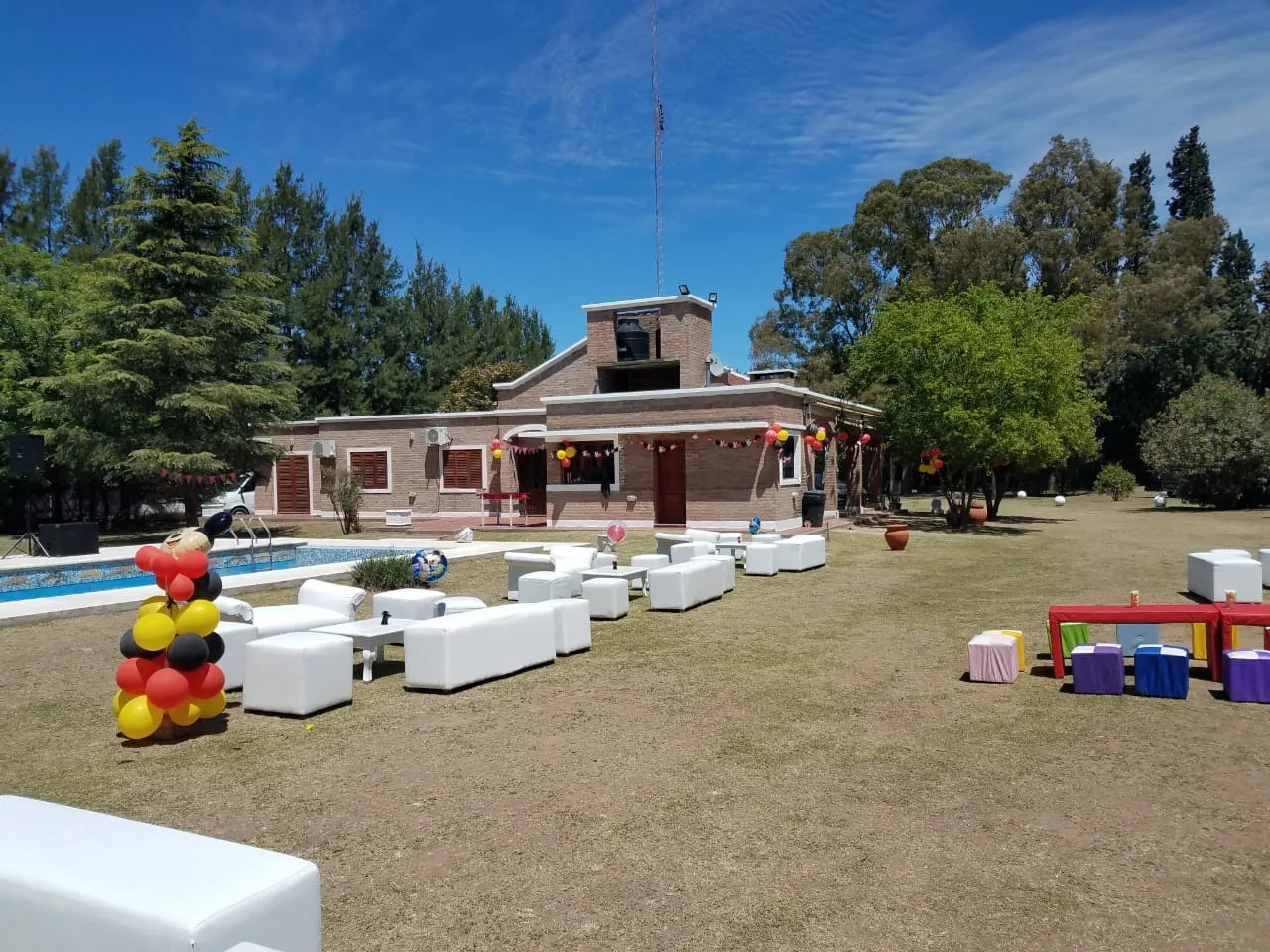 Casa Quinta Sobre 1.5 Hectáreas En Bº Villa Gran Parque