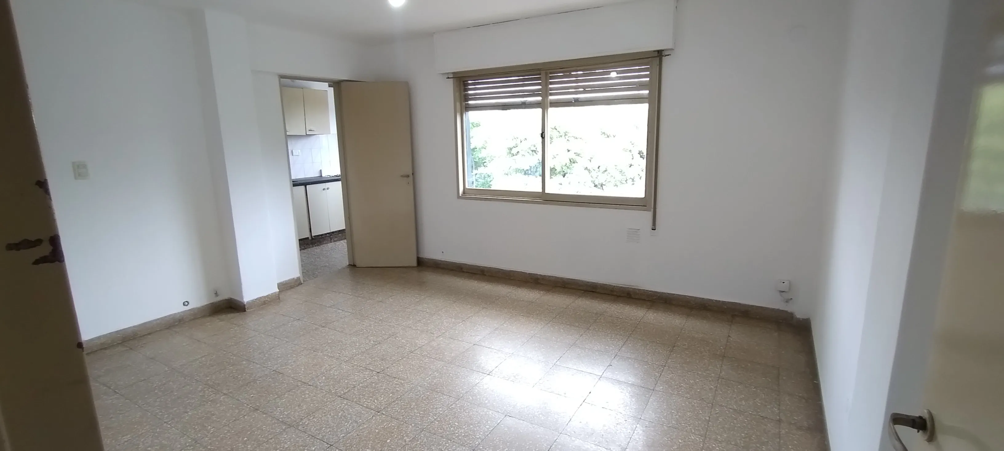 Oportunidad en Av. Bulnes, a metros de Plaza Alem APTO CREDITO