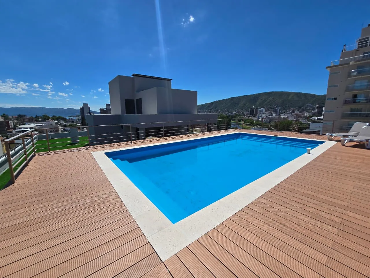Venta: Departamento - 1 Dormitorio - Balcón, Pileta - Centro - Carlos Paz
