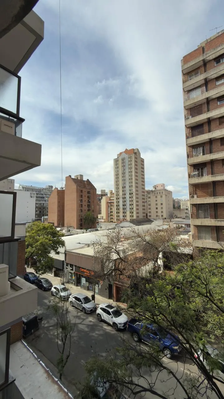 A MTS DE AV.ESTRADA!!! (INDEPENDENCIA 890)