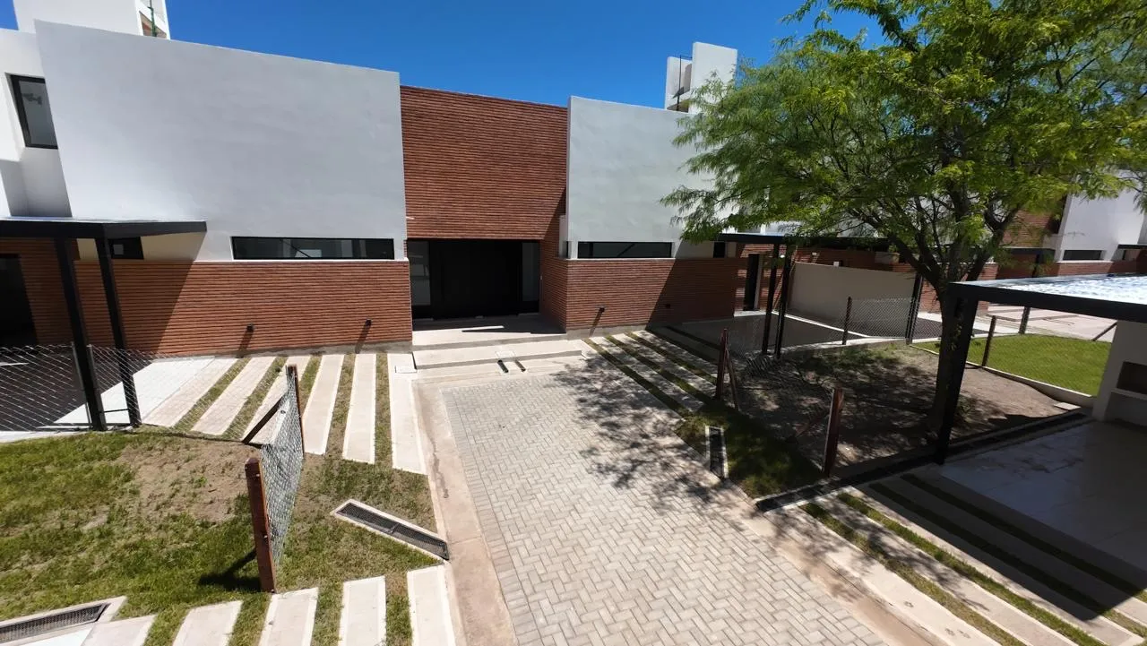 DUPLEX A ESTRENAR EN VENTA FRENTE LA ESTANZUELA - NATIVA HOUSING