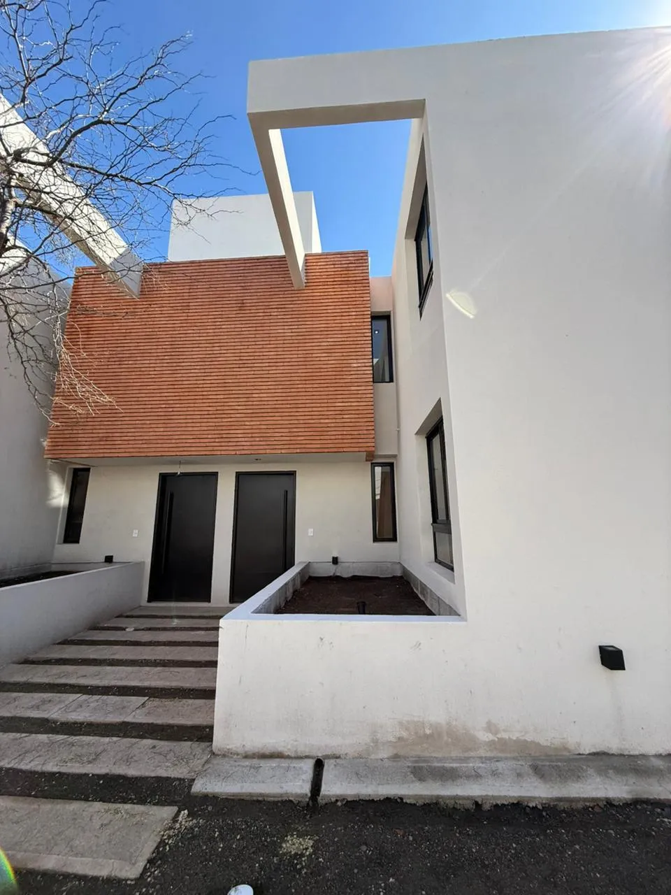 NATIVA HOUSING - FRENTE A LA ESTANZUELA DUPLEX A ESTRENAR