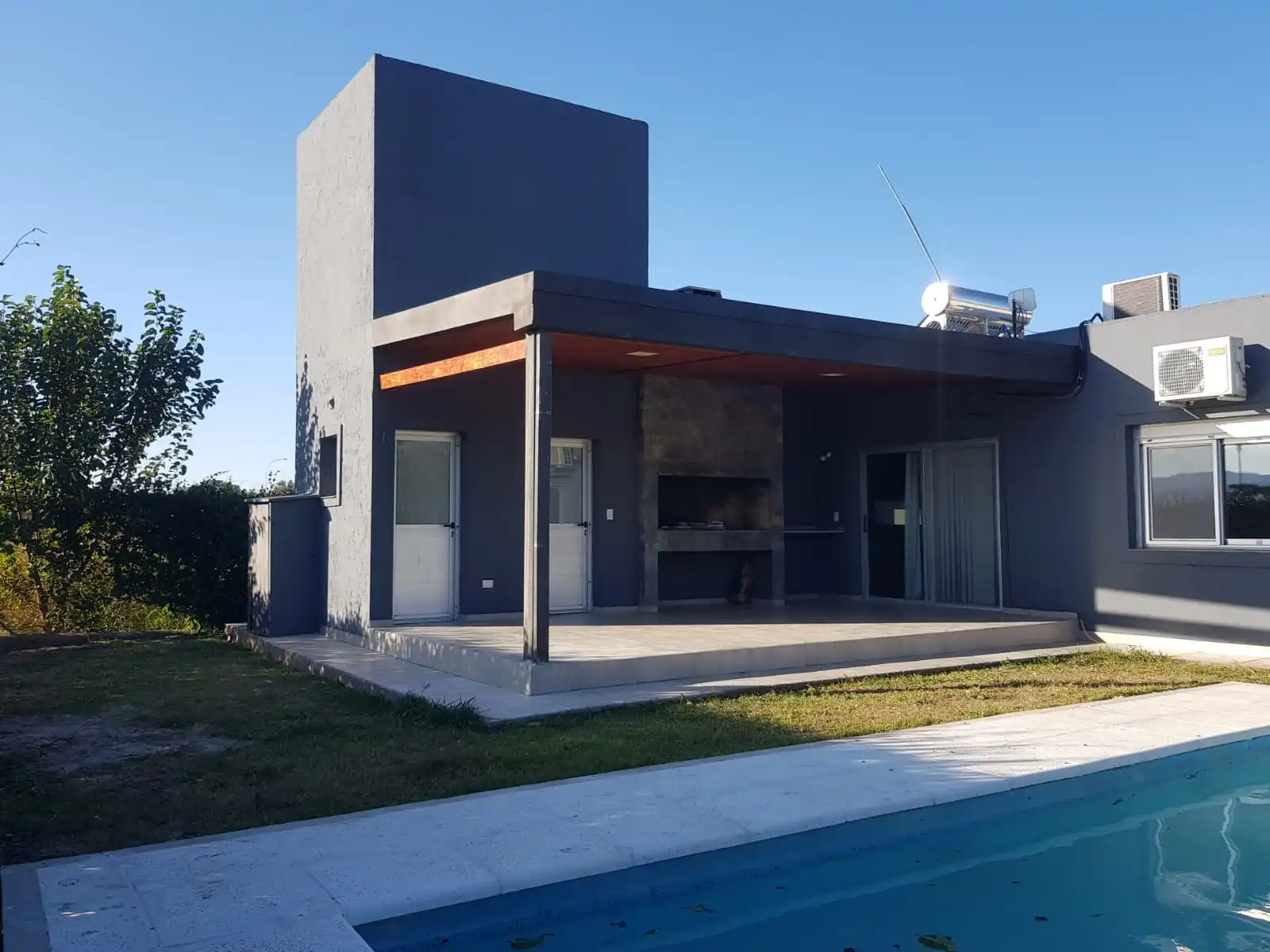 VENDO Muy linda Casa Aires Bº Cerrado