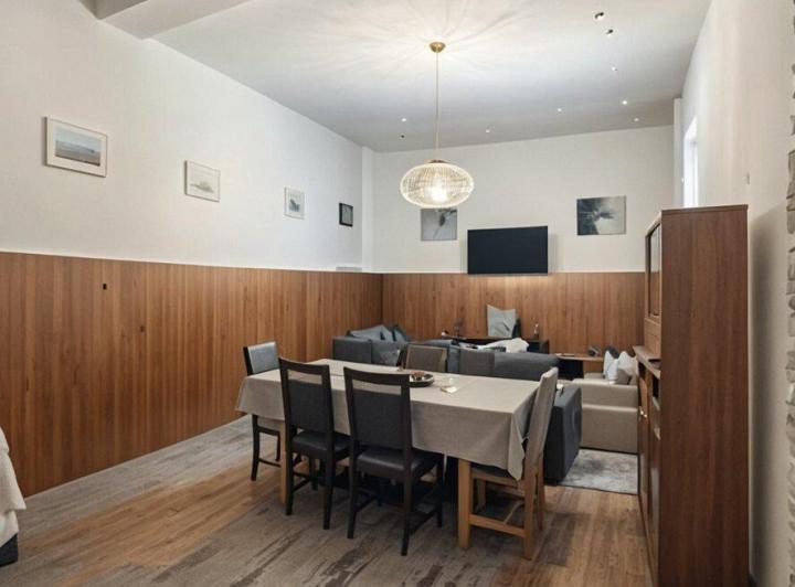 Casa · 144m² · 5 Ambientes