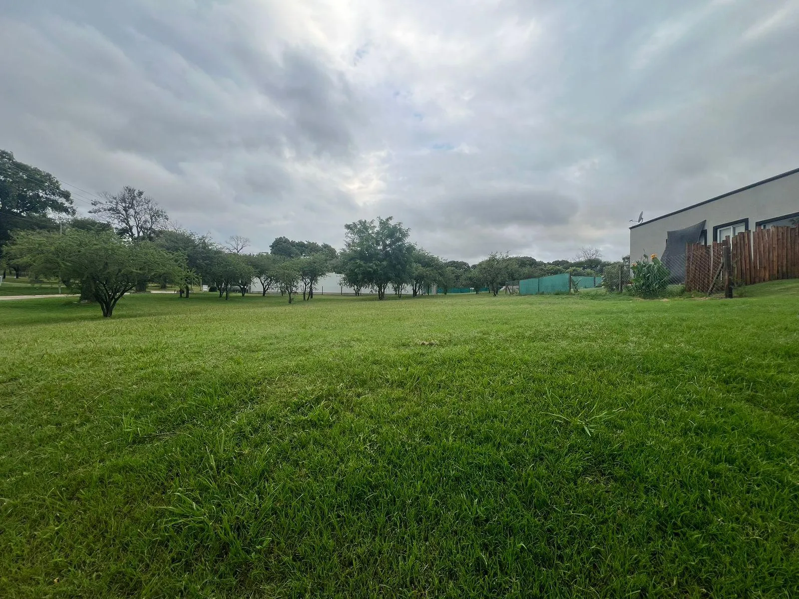 VENTA LOTE 450M2- LA ADELA UNQUILLO