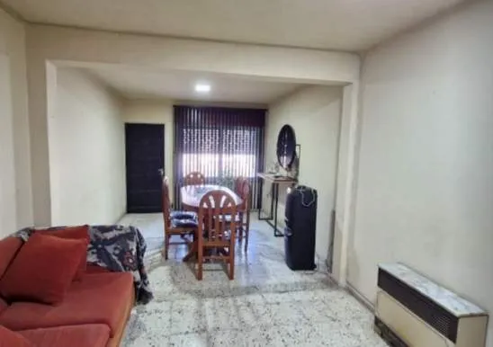 Vendo casa c5 dorm.,cochera y pileta. B Parque Los Molinos.