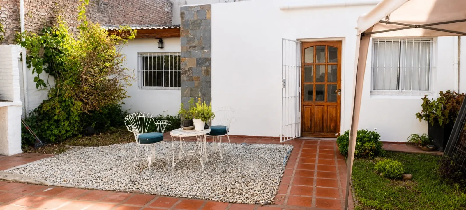 OPORTUNIDAD CASA + DEPARTAMETO - ECXELENTE UBICACIÓN