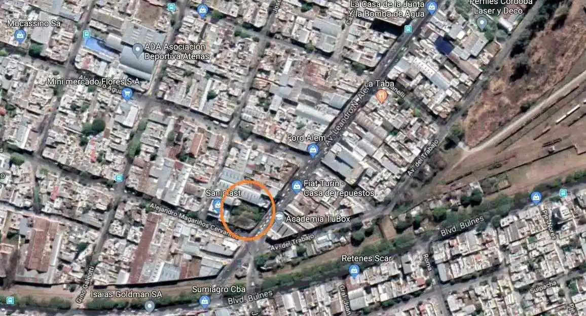 TERRENO ESQUINA EN VENTA ATP CONST ALTURA SOBRE AV. ALEM - GRAL PUEYRREDON