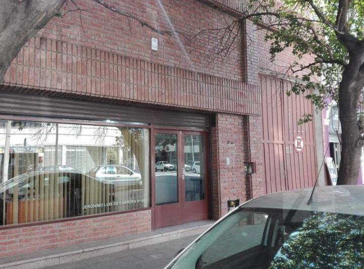 Local comercial · 65m²