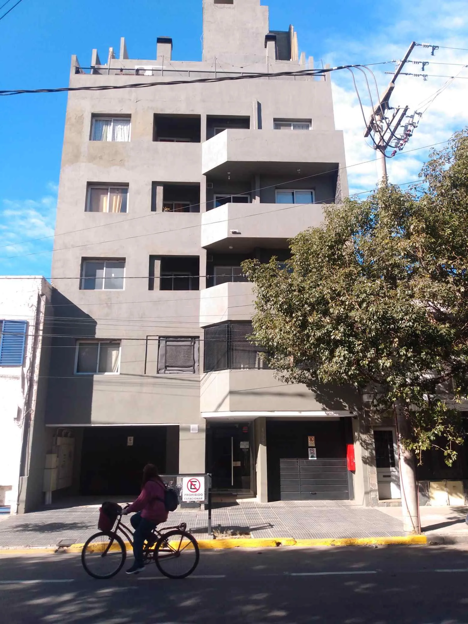 VENTA Dpto 2 dormitorios con COCHERA en Barrio COFICO