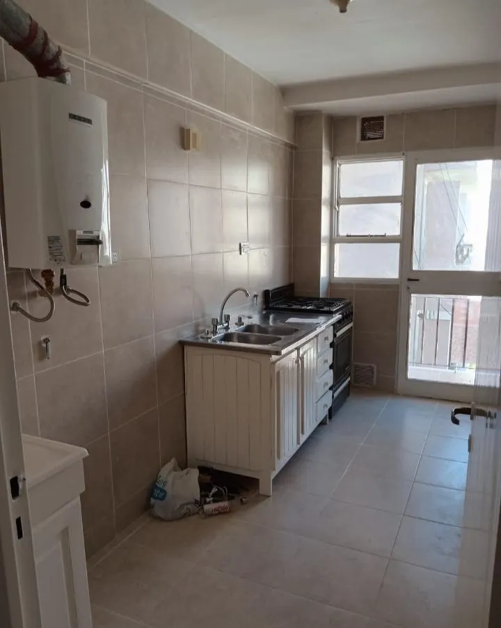 Vendo dpto c2 dorm y cochera B Nueva Córdoba.