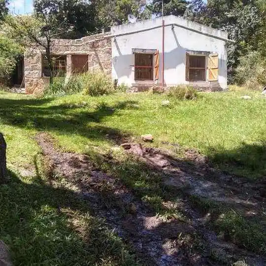 Se VENDE Casa en Characato Amoblada