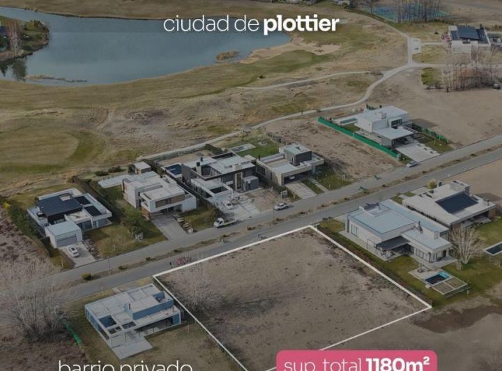 Terreno · 1182m²