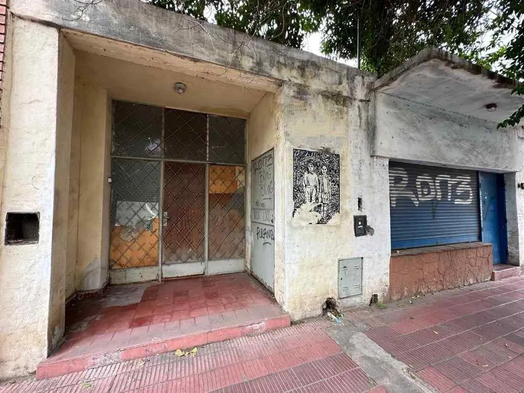 SE VENDE CASA B° OBSERVATORIO - Ideal para desarrollo